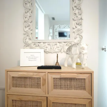 El Estudio Del Marques Little